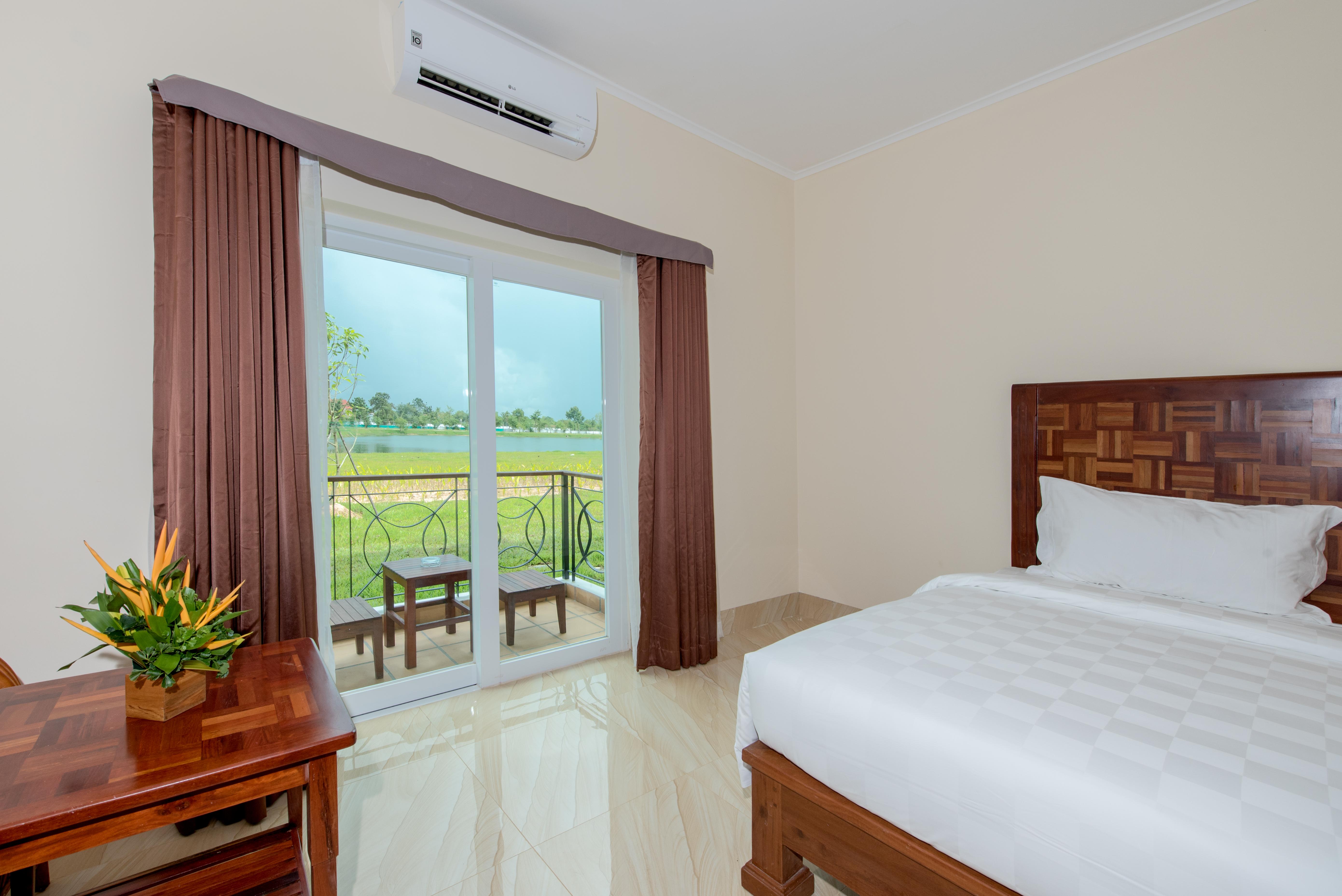 Sokha Palace Siem Reap Hotel Exterior photo