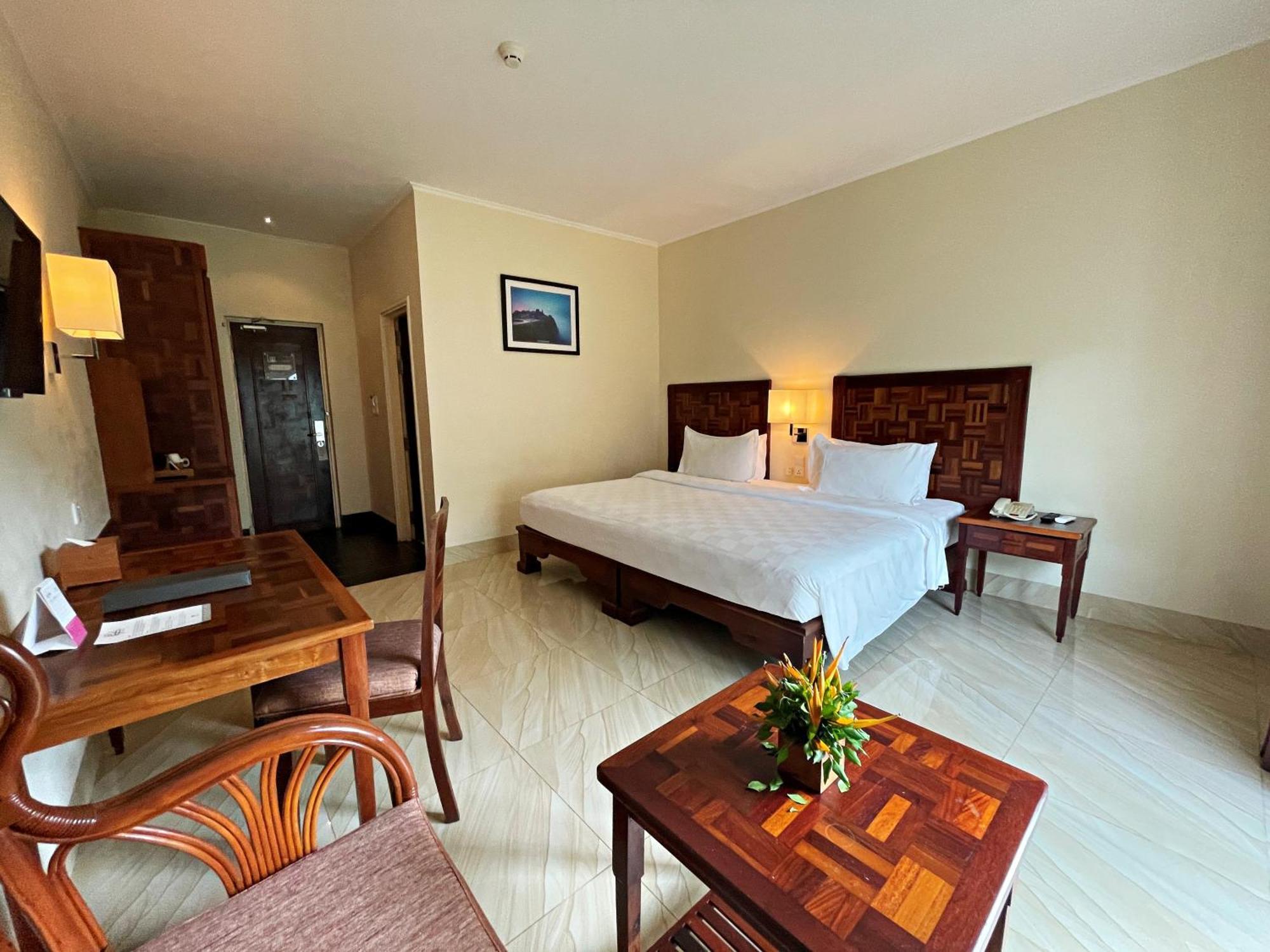 Sokha Palace Siem Reap Hotel Exterior photo