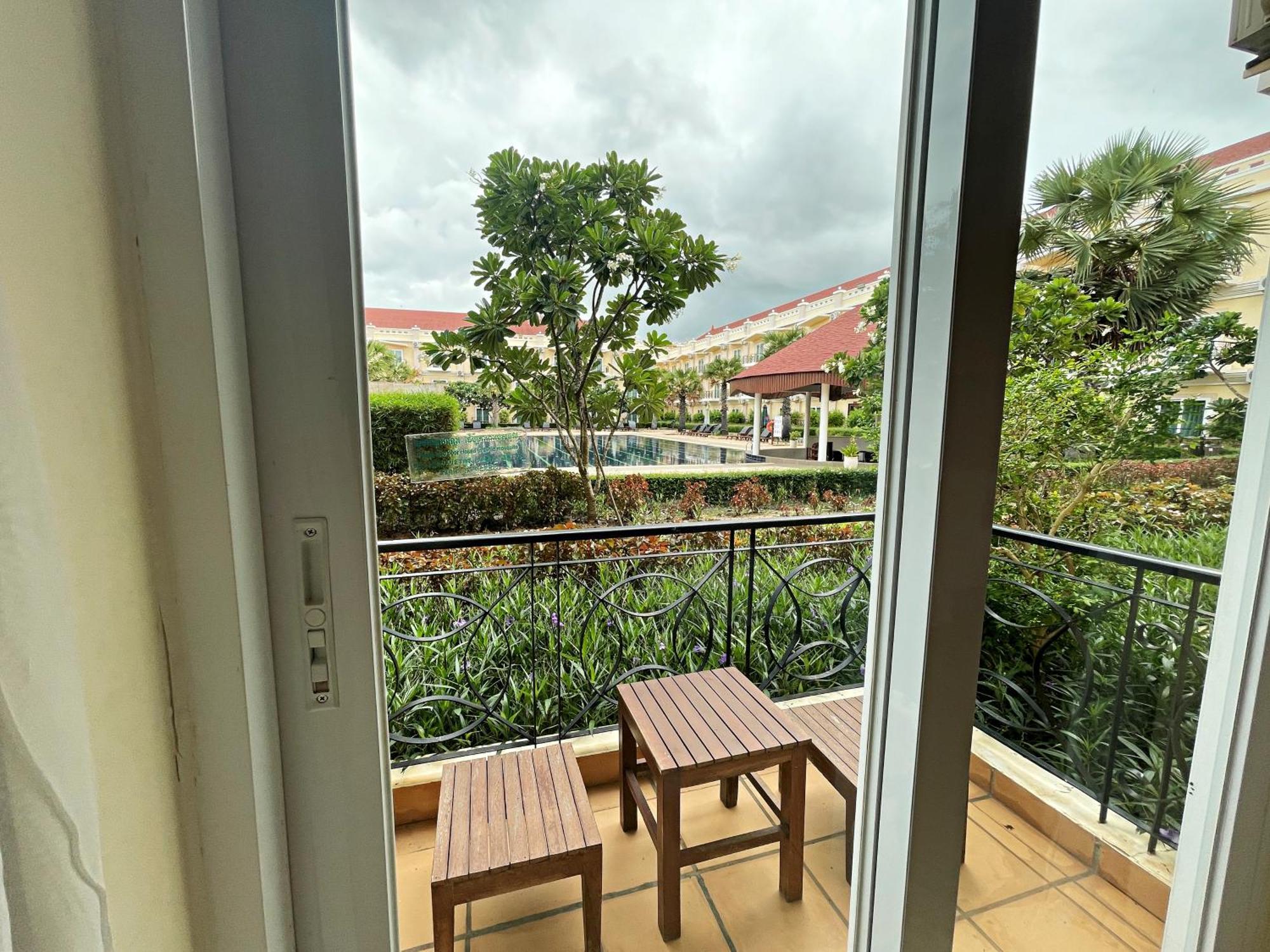 Sokha Palace Siem Reap Hotel Exterior photo