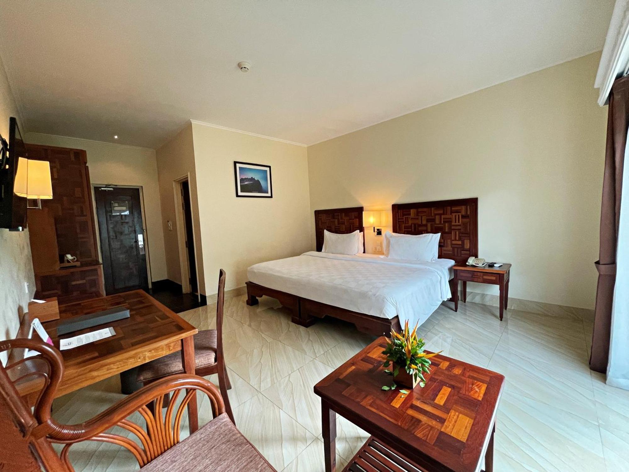 Sokha Palace Siem Reap Hotel Exterior photo