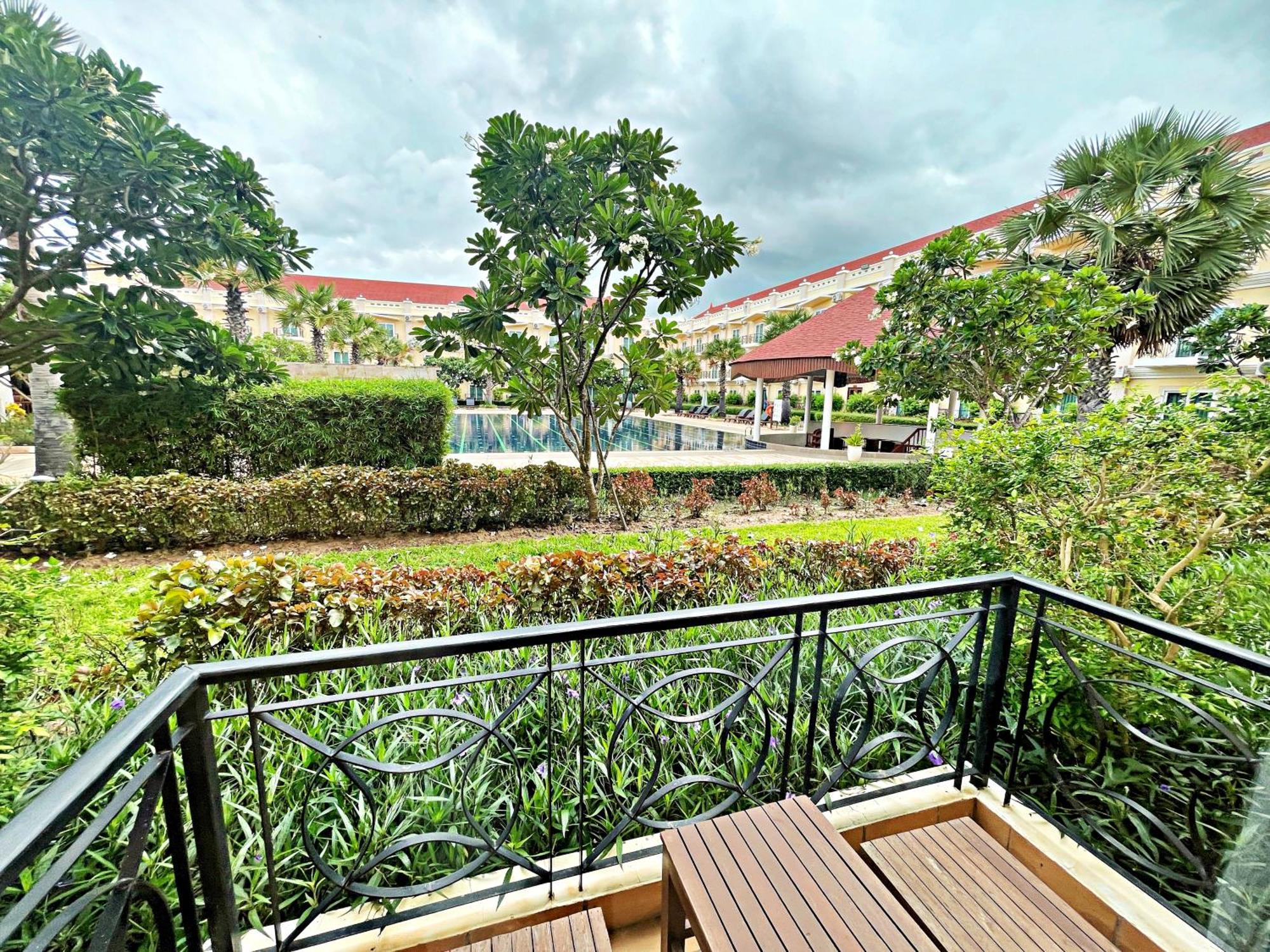 Sokha Palace Siem Reap Hotel Room photo
